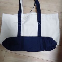トートバッグ　シミあり