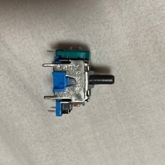 ps4用アナログスティック部品の画像