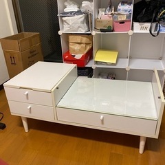 ドレッサーテーブル　ローテーブル