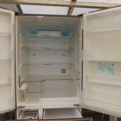 まだまだ使える大型冷蔵庫の画像
