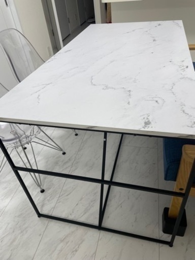 11/23まで【美品】LOWYA 大理石柄ダイニングテーブル