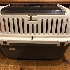 クレート　ペットキャリー　の画像