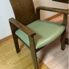 (交渉中)カリモク　ダイニングテーブルセット　無料の画像