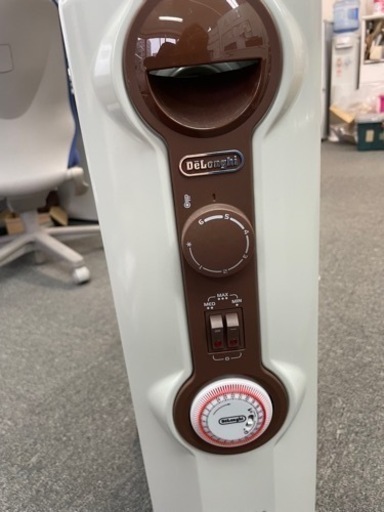 DeLonghi　オイルヒーター　JR0812-BR