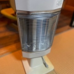 ダイキン　セラムヒート　カーボンヒーター