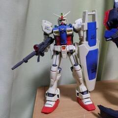 ＭＧ  ＧＰ―０１＆ゼ−タ　　１/１００スケールの画像
