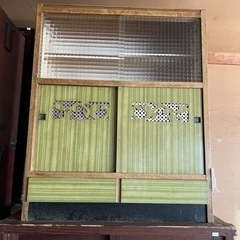 レトロな棚の画像