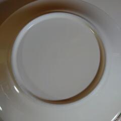 お皿の画像