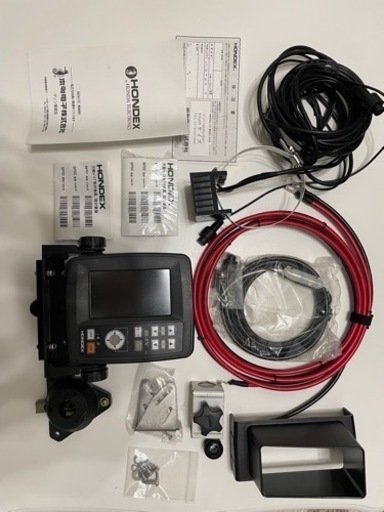 ホンデックス　HONDEX　HE57C 振動子　水温センサー　電源コード　振動子取り付けバンド、トランサム取り付け金具あり。