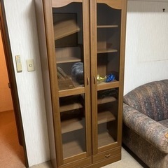 17 本棚