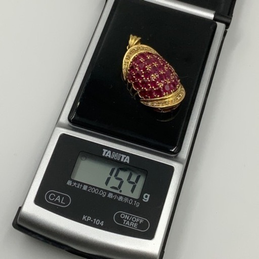 K18 18金　ルビー　ペンダントトップ　8.68ct 0.20ct　15.4g