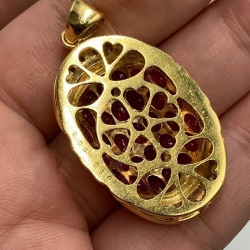 K18 18金　ルビー　ペンダントトップ　8.68ct 0.20ct　15.4g