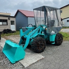 家庭用のタイヤショベル　ホイールローダー格安にてお譲りします