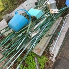 農業用支柱 折れ、曲がりあります。 その他鉄くずの画像