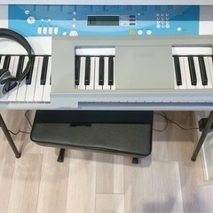 YAMAHA ヤマハ　EZ-J220  電子ピアノ　キーボードスタンド　スツール付きの画像