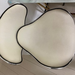カウンターチェア 二脚の画像