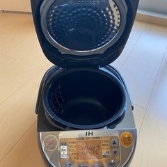 受け渡し予定者様決まりました。炊飯器　『ZOJIRUSHI』の画像
