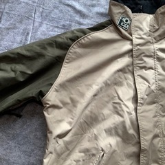 volcom アウトドアジャケットの画像