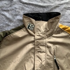 volcom アウトドアジャケットの画像