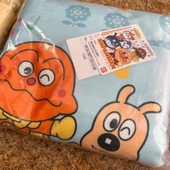 【2個まとめて】アンパンマン膝掛けの画像