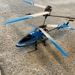 ヘリ🚁ラジコン　ドローン　