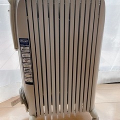 DeLonghi オイルヒーター　静かでじんわり優しい暖かさ✨✨の画像