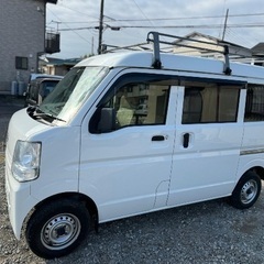 マツダスクラム　4WDの画像