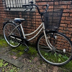 ママチャリ26インチ自転車　鍵付き