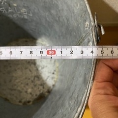 バケツ　インテリアの画像