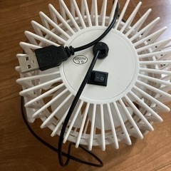 ミニ扇風機USB  ホワイトの画像