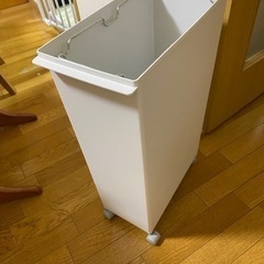 無印良品ゴミ箱の画像