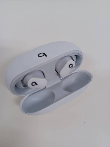 Beats by Dr Dre STUDIO BUDS ワイヤレスイヤホン