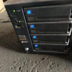 I・O DATA HDL-XR4.0W 連絡お願いします。