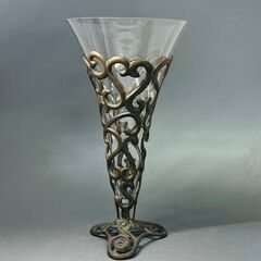 アール・ヌーヴォー様式の花瓶  アンティーク 飾物 時代物 オシャレ 