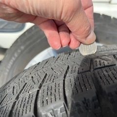 タイヤスチールホイール付きタイヤの画像