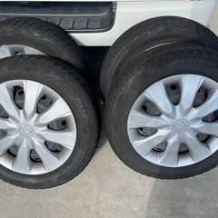 タイヤスチールホイール付きタイヤの画像