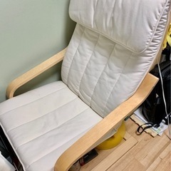 イケアの椅子