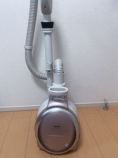 【取引中】airsis エアシス　掃除機　SANYO SC-XD4000