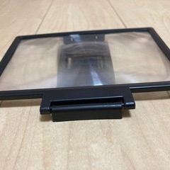 スマホ画面を拡大する便利商品 無料の画像