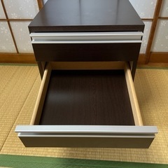 ローリング式引き出しの画像