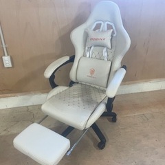 110802 ゲーミングチェア