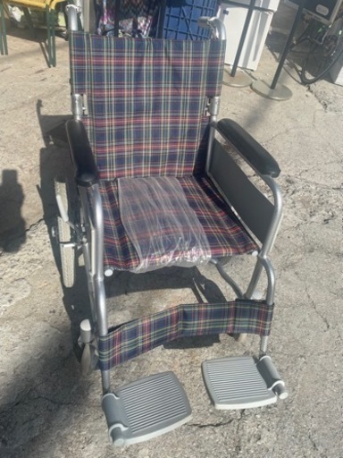 【‼️✨軽量型✨‼️】ハンドブレーキ付アルミ製介護車 B-40