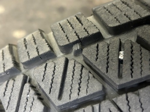 （お話中）225/70R16 BLIZZAK DM-V3 ジムニー　4本