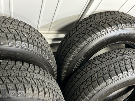 （お話中）225/70R16 BLIZZAK DM-V3 ジムニー　4本