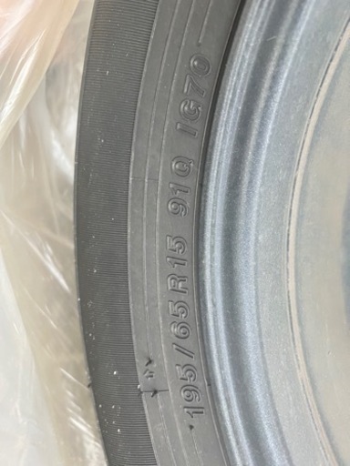 YOKOHAMAスタッドレスタイヤ　ホイール付き4本セット