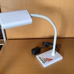 【リサイクルサービス八光】2015年製　オーム電機　LEDデスク...