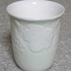 未使用品■ウェッジウッド★WEDGWOOD ペア マグカップ 280ml★ワイルドストロベリー ホワイト◎ストロベリー＆バイン ビーカー◎ の画像