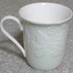 未使用品■ウェッジウッド★WEDGWOOD ペア マグカップ 280ml★ワイルドストロベリー ホワイト◎ストロベリー＆バイン ビーカー◎ の画像