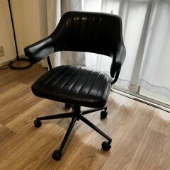 【美品】ビンテージテイストのオフィスチェアの画像