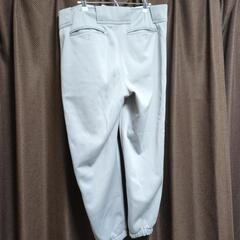 ユニホーム　練習用　グレー　デサントの画像